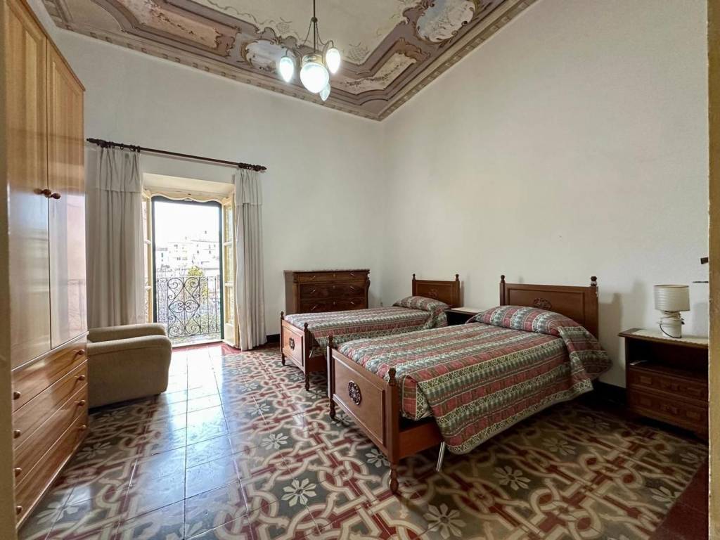 Casa indipendente a Capestrano in Via Roma, 12 - Foto 2