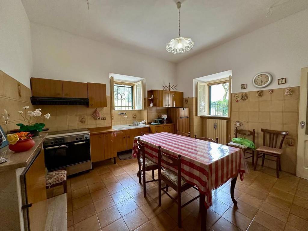 Casa indipendente a Capestrano in Via Roma, 12 - Foto 5