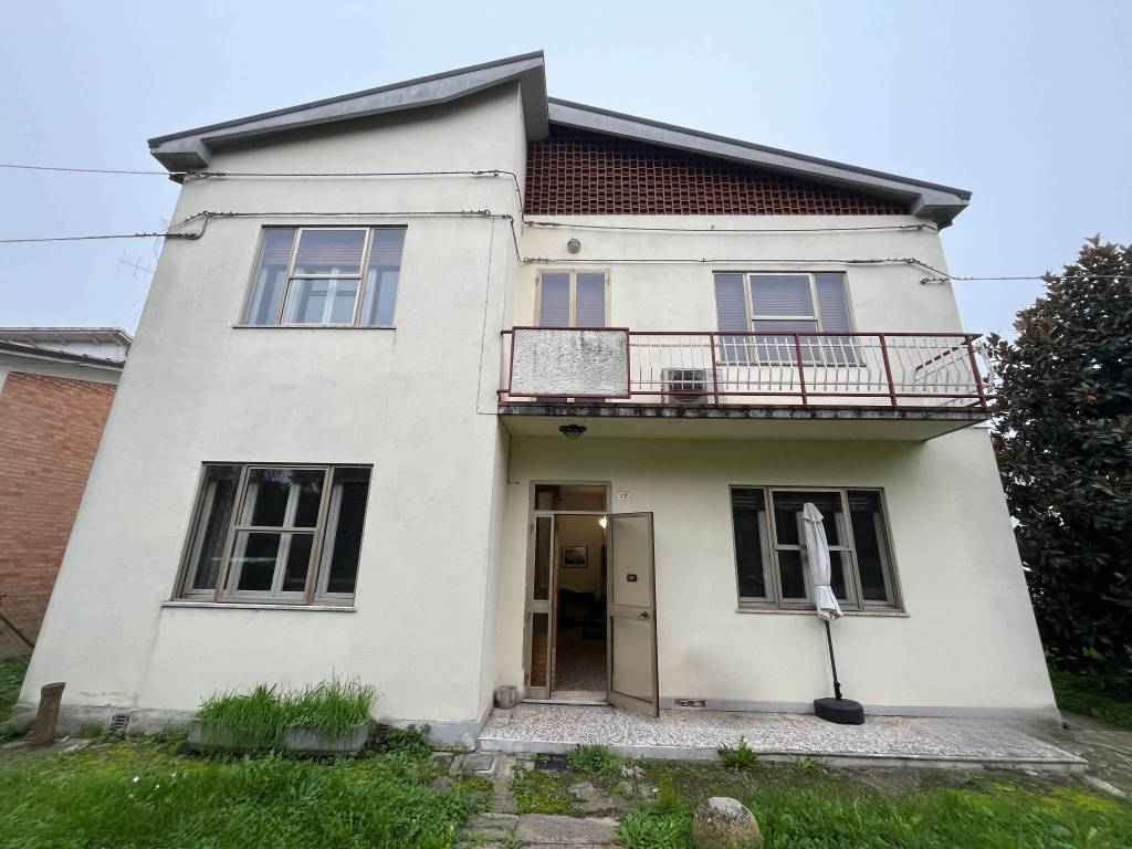 Villa a Bagnacavallo in Via Sinistra Canale Superiore - Foto 2