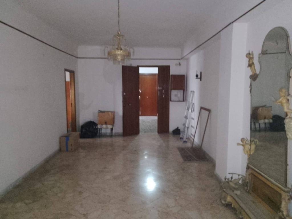 Appartamento a Taranto in Via Liguria, 95 - Foto 4