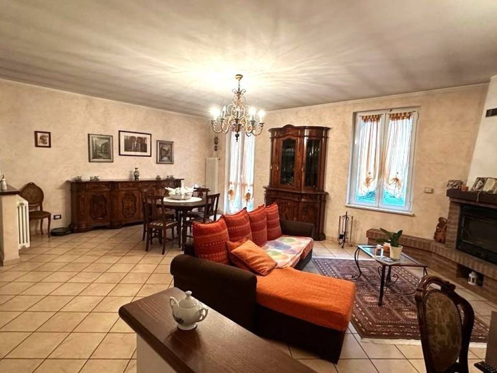 Villa a Alessandria in Strada Acqui, 142 - Foto 2