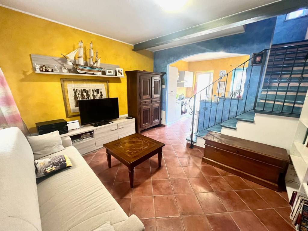 Casa indipendente a Borgo vercelli in Via San Pietro Levita, 1 - Foto 2