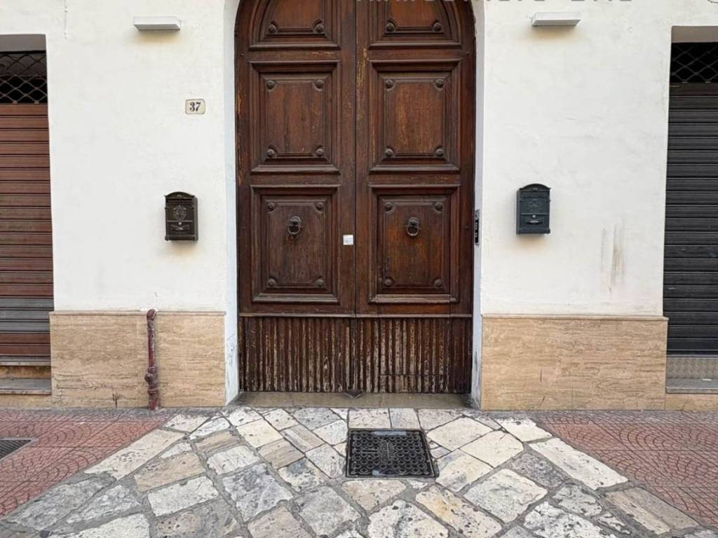 Appartamento a Taranto in Via Duca degli Abruzzi, 37 - Foto 2