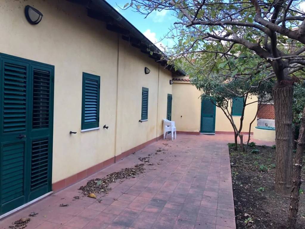Villa a Messina in Via Consolare Pompea, 132 - Foto 2