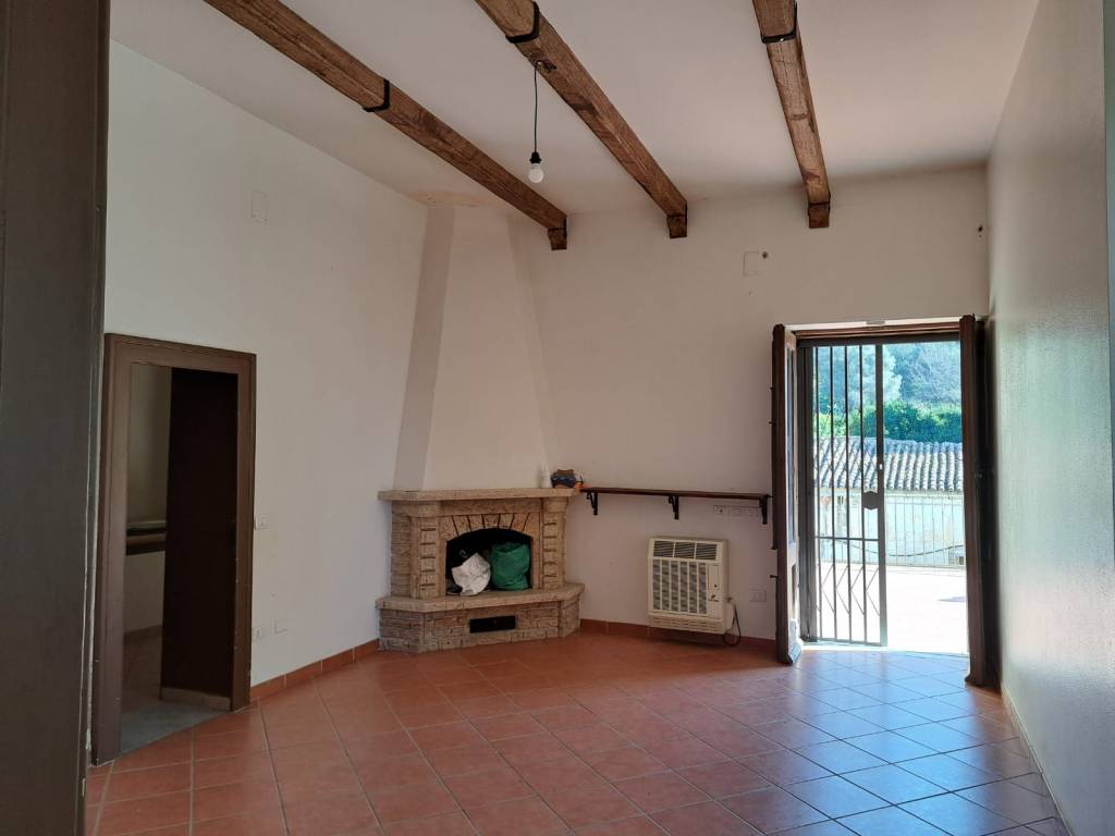 Villa a Maddaloni in Via Belvedere - Foto 4