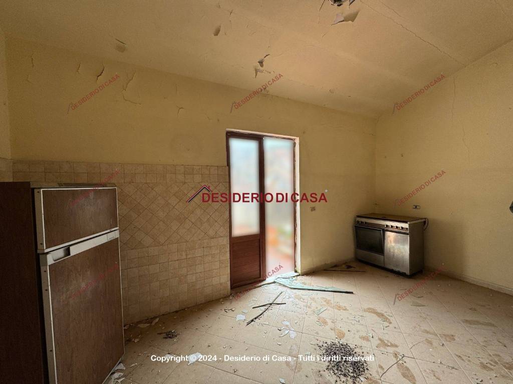 Casa indipendente a Gratteri in Via Parisea - Foto 5