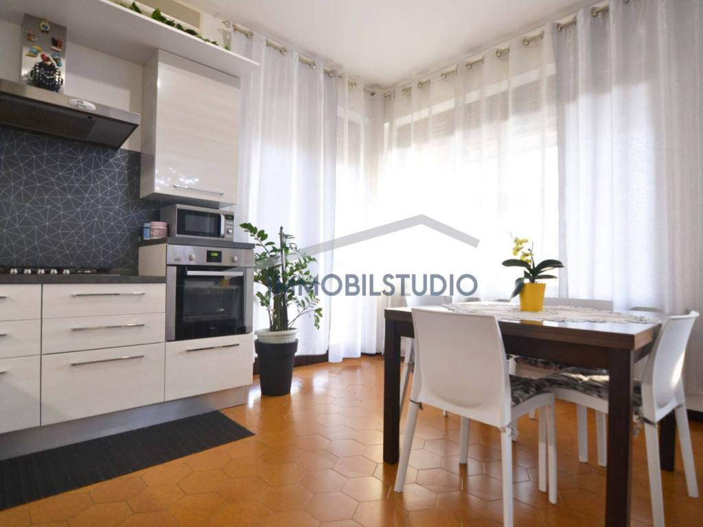 Villa a Gallarate in Via Don Davide Albertario - Foto 5