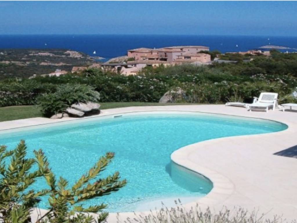 Villa a Arzachena in Strada Provinciale Arzachena-Porto Cervo - Foto 2