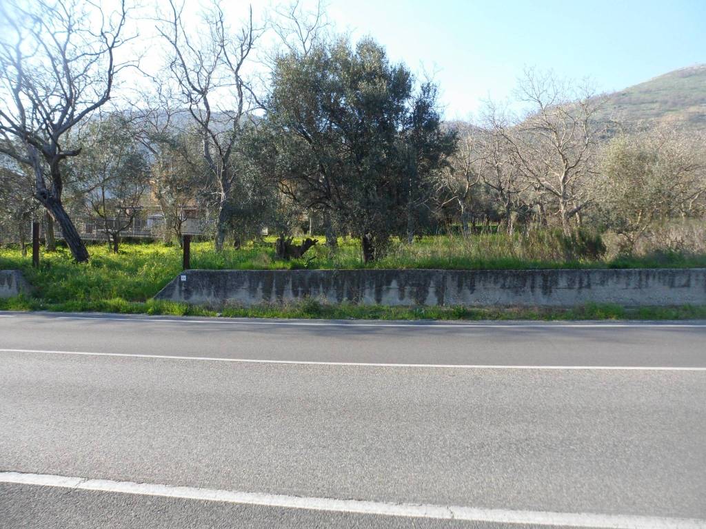 Terreno a Forchia in Strada Statale 7, 106 - Foto 3