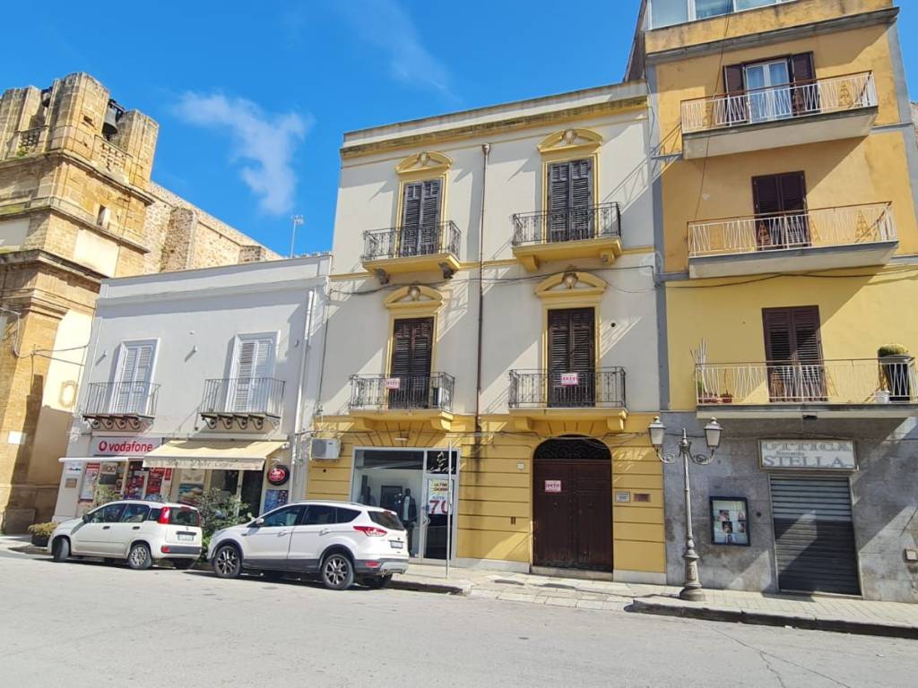 Appartamento a Castelvetrano in Via Vittorio Emanuele II - Foto 2