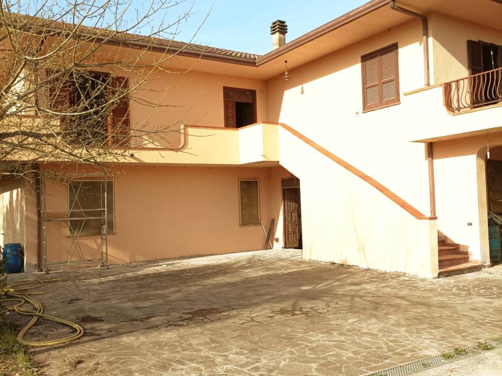 Villa a Ceprano in Via Campolungo, 10 - Foto 2