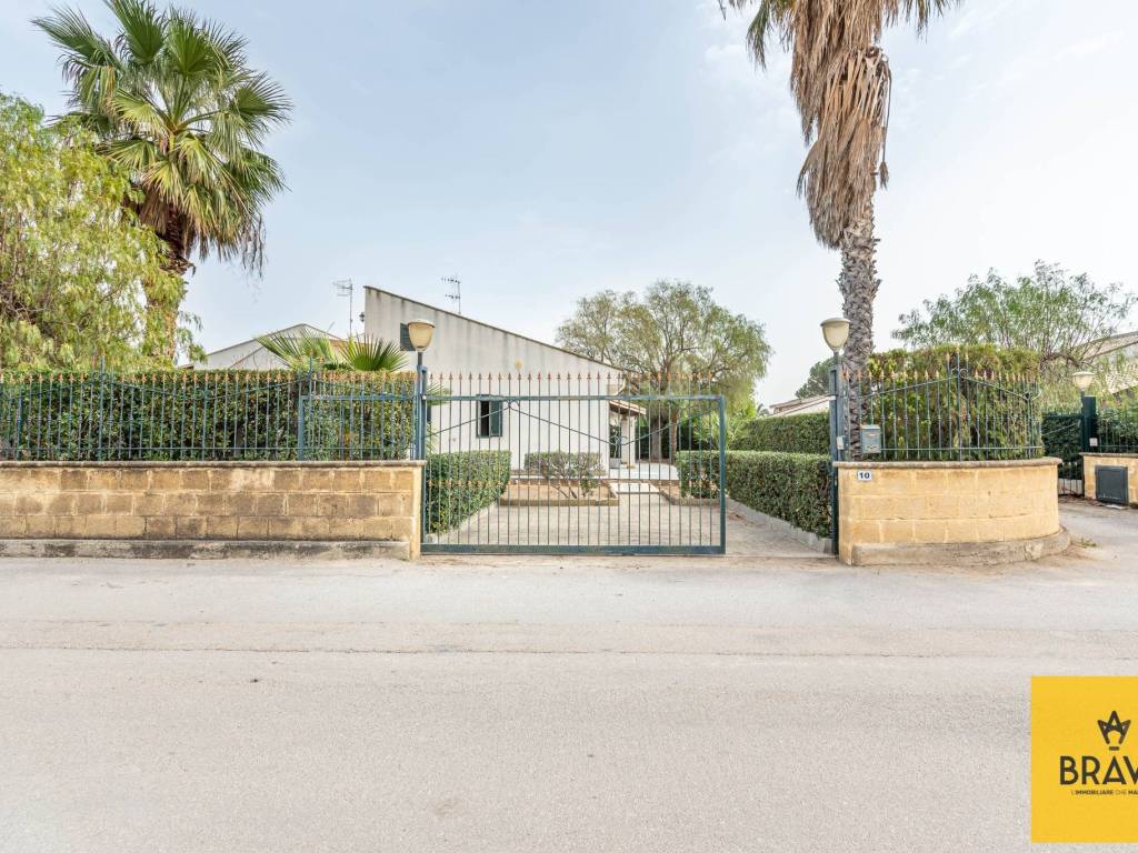 Villa a Campofelice di roccella in Via Alliata - Foto 2