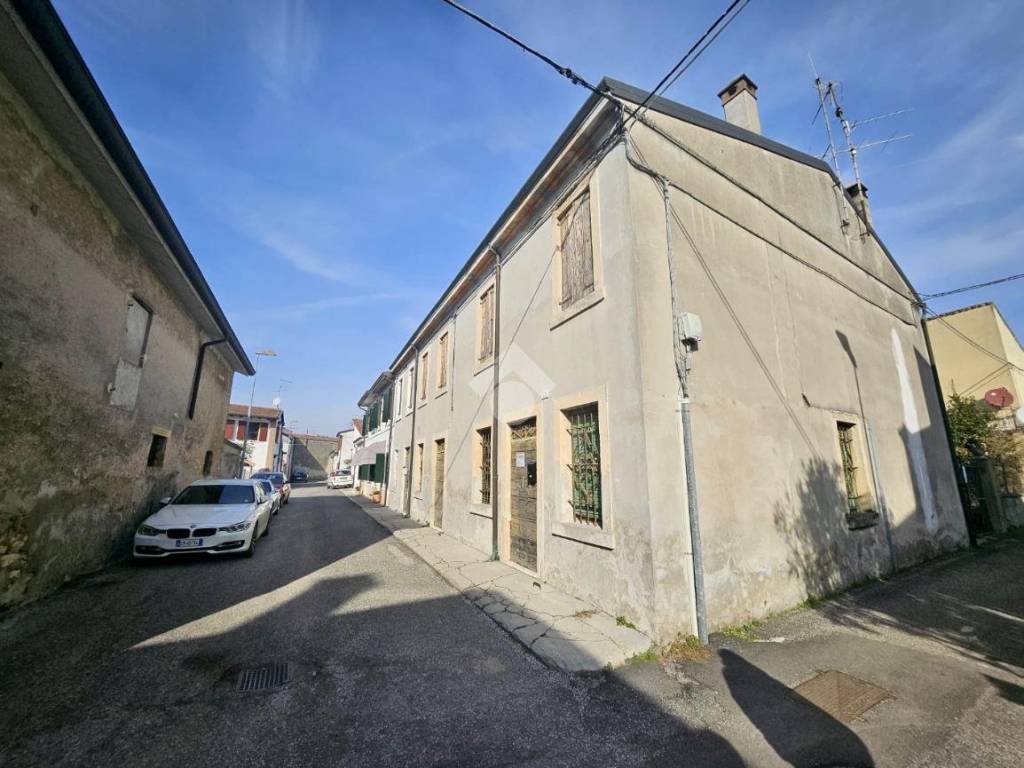 Villetta a schiera a San giovanni lupatoto in Via borgo pio, 25 - Foto 2