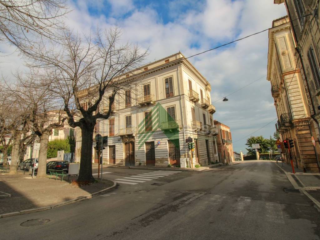 Casa indipendente a Giulianova in Viale dello Splendore, 6 - Foto 2