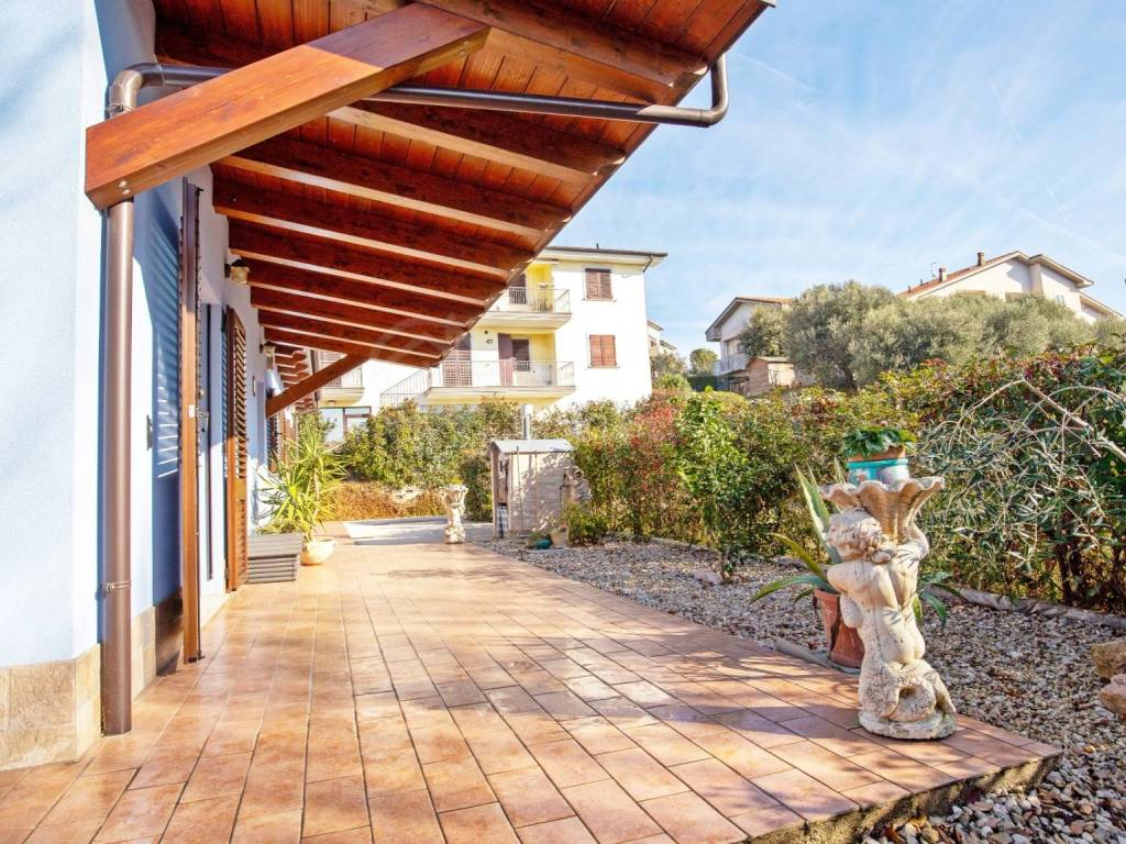 Villa a Sant'elpidio a mare in Strada Monturanese, 1046 - Foto 4