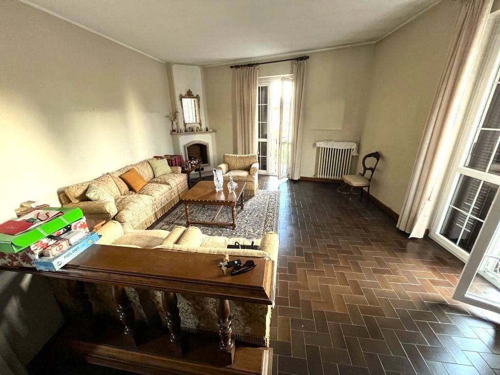 Casa indipendente a Cadrezzate con osmate in Via Solferino, 155 - Foto 2