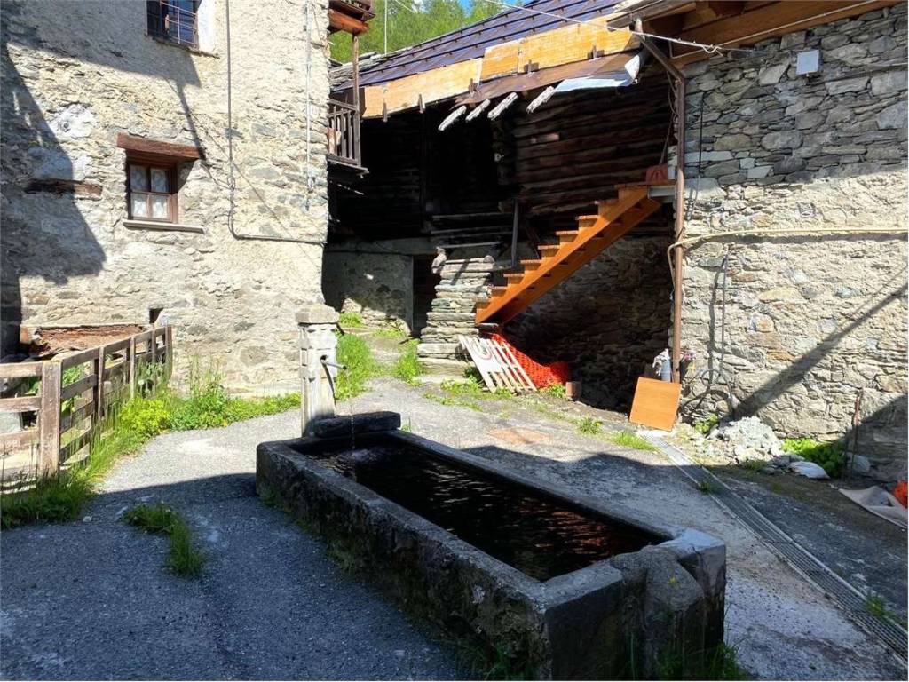 Rustico / casale a Brusson in frazione fenilliaz - Foto 2