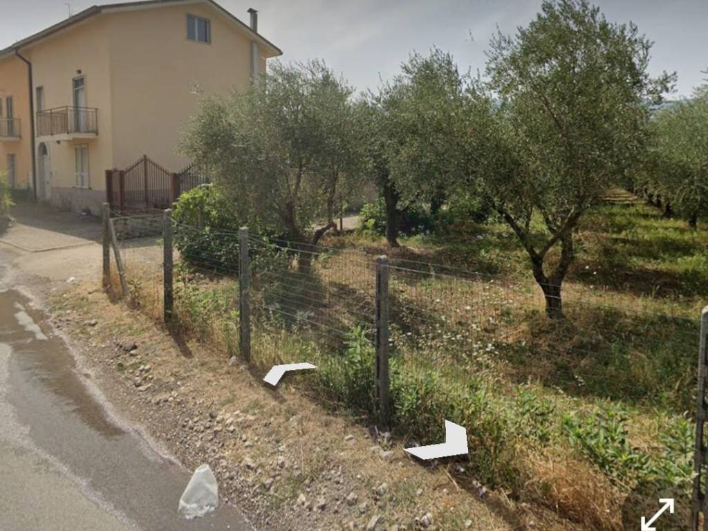 Palazzo / stabile a Montesarchio in Via Fizzo - Foto 2