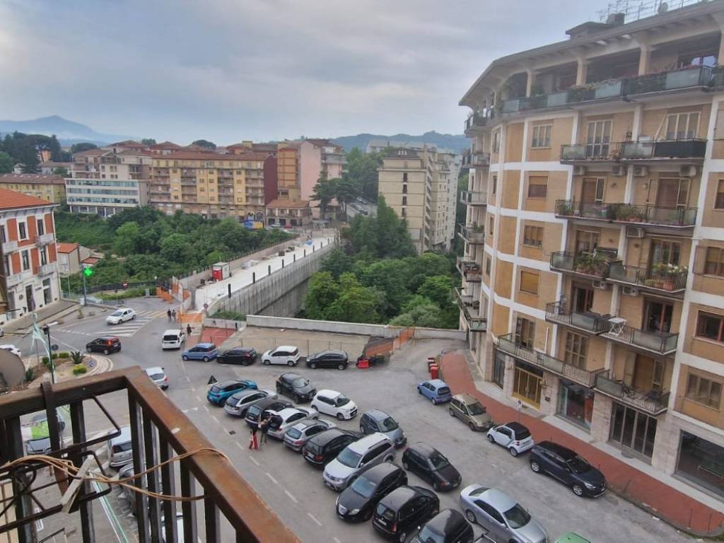 Appartamento a Avellino in Via dei Due Principati - Foto 4