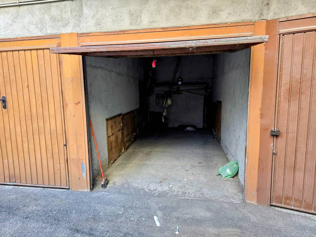 Box / garage a Alessandria in Via Piave, 59 - Foto 2