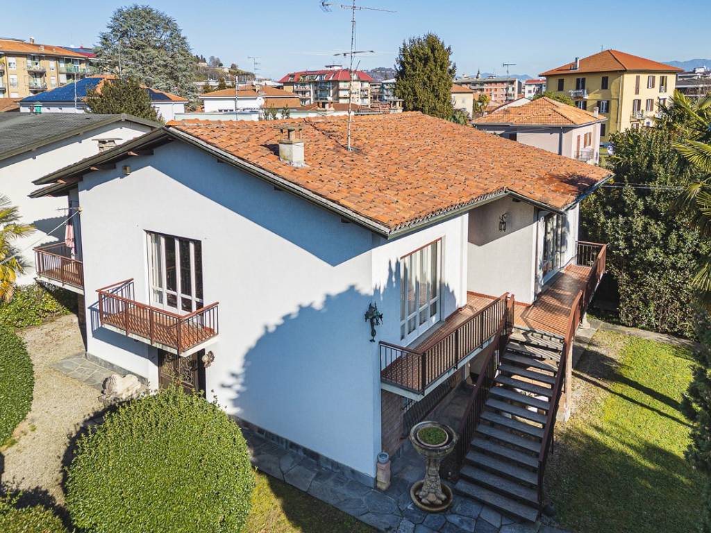 Villa a Arona in Via Monte Rosa, 18 - Foto 3
