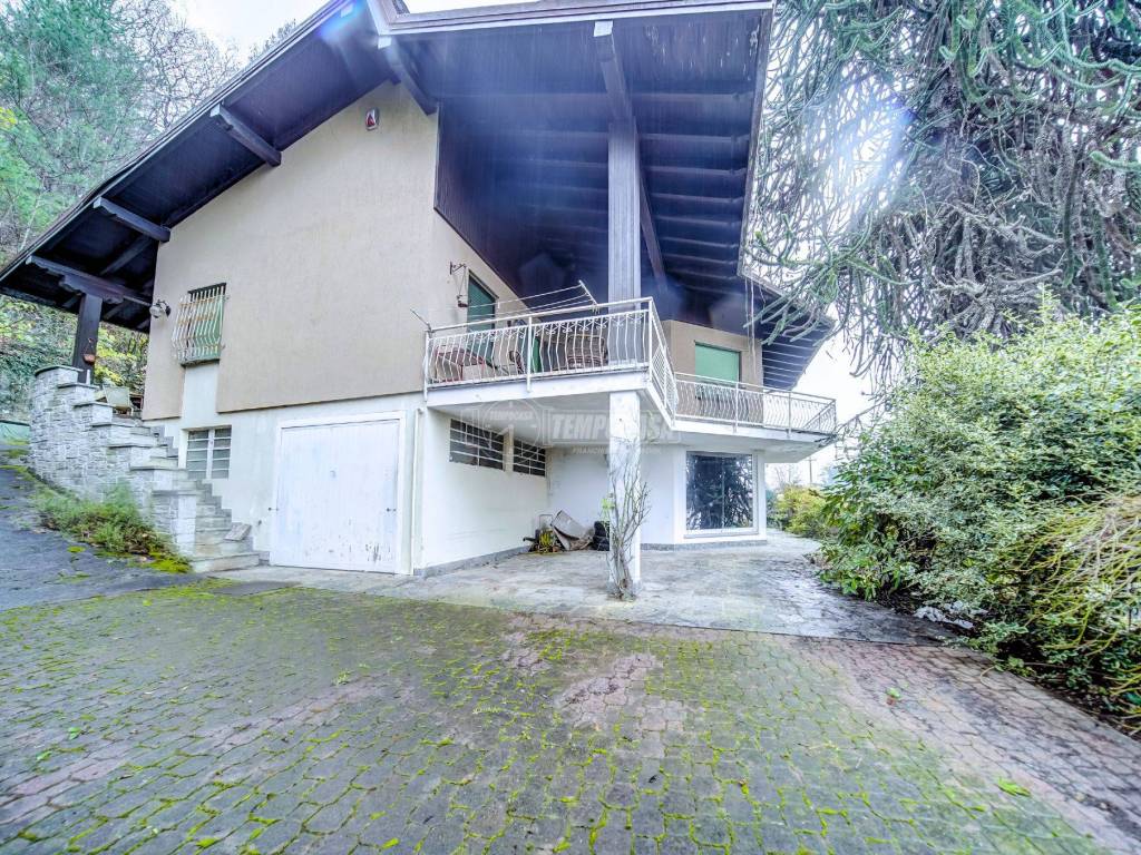 Villa a Dormelletto in Via Monte Rosa, 41 - Foto 3