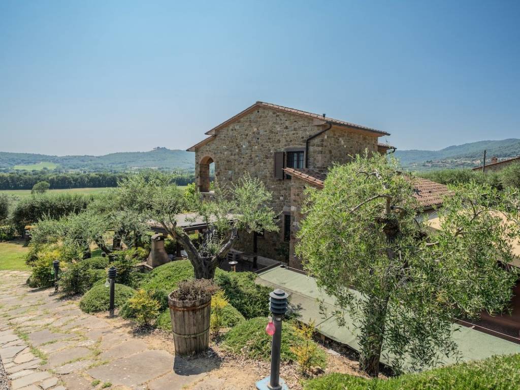 Villa a Tuoro sul trasimeno in Via Roma - Foto 2
