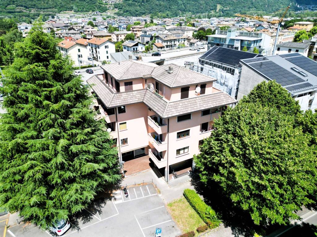 Appartamento a Morbegno in Viale Stelvio - Foto 3