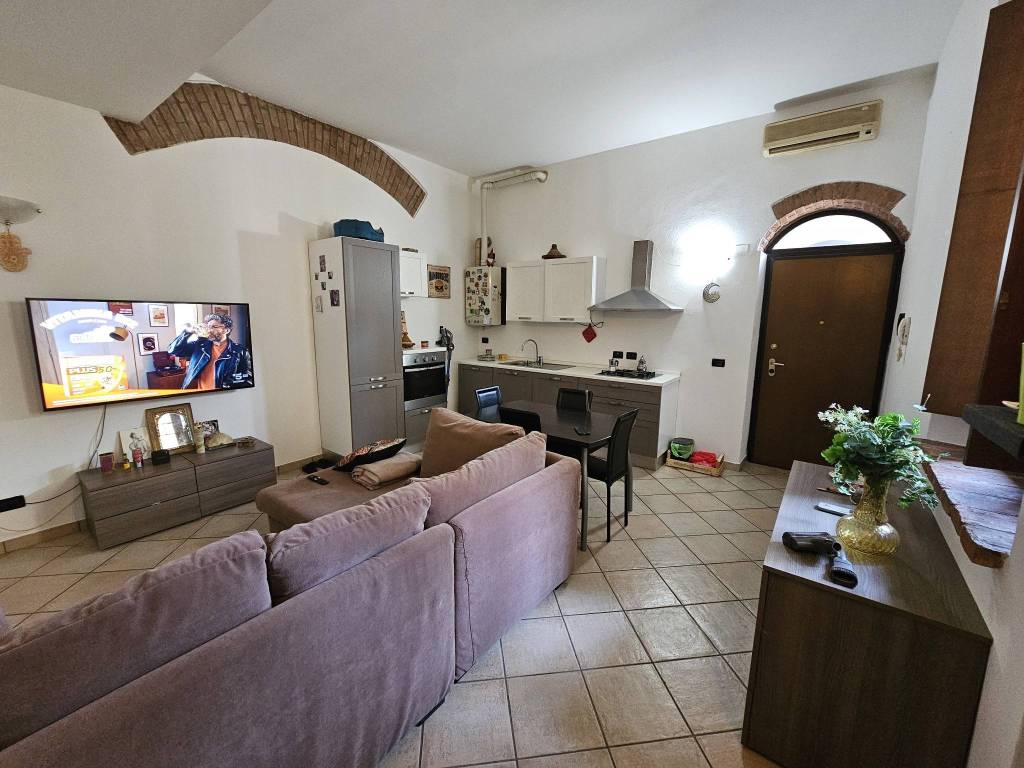 Appartamento a Cremona in Via Castelleone, 36 - Foto 2