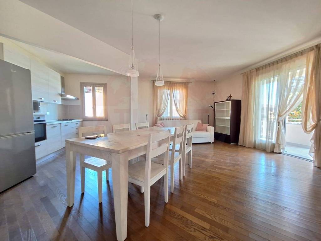 Villa a Castrezzato in via Alcide De Gasperi, 10 - Foto 4
