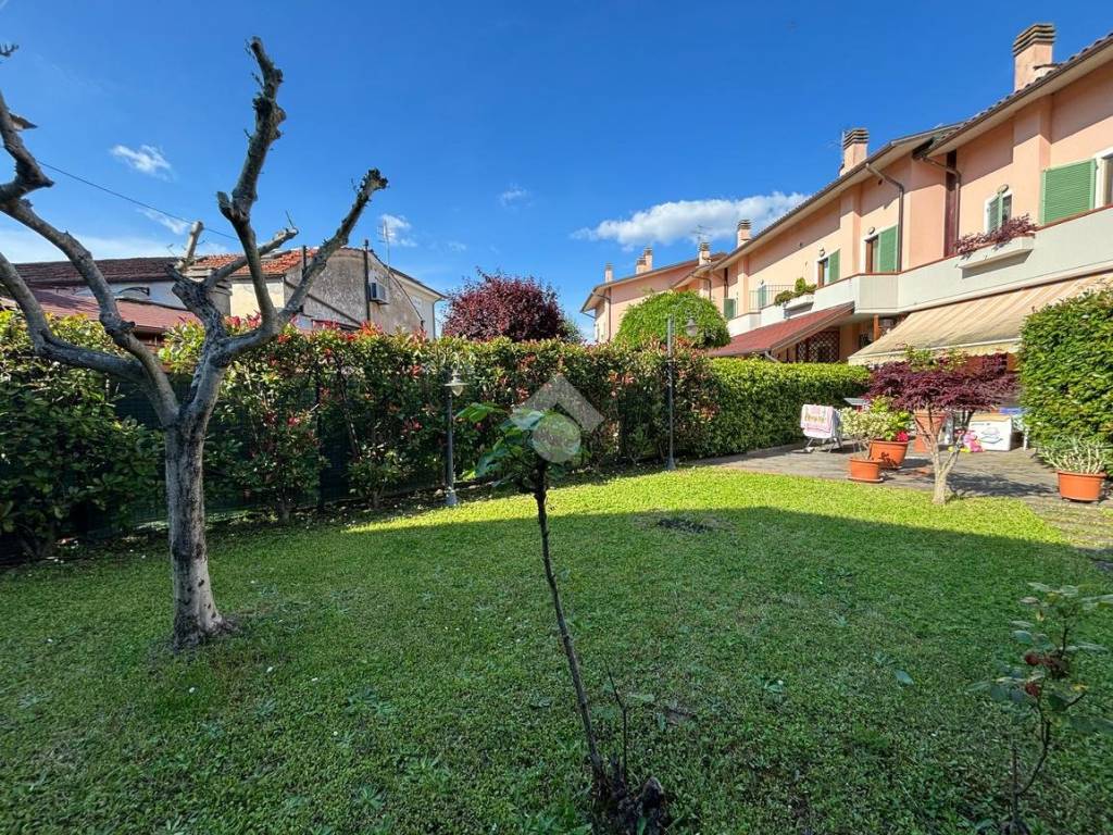 Villetta a schiera a Quarrata in Via Larga, 36 - Foto 4