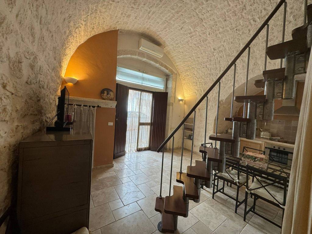 Casa indipendente a Ostuni in Via Giovanni Battista Vico - Foto 4