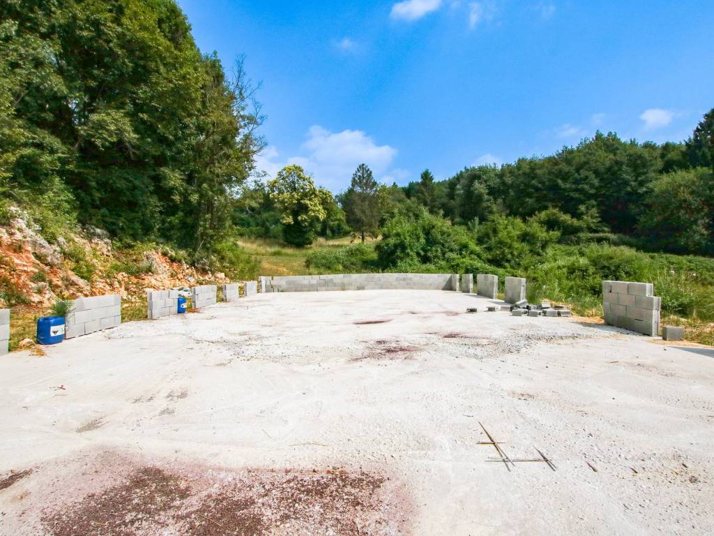 Terreno a Grezzana in Via Monte Comun di Alcenago, 20 - Foto 2