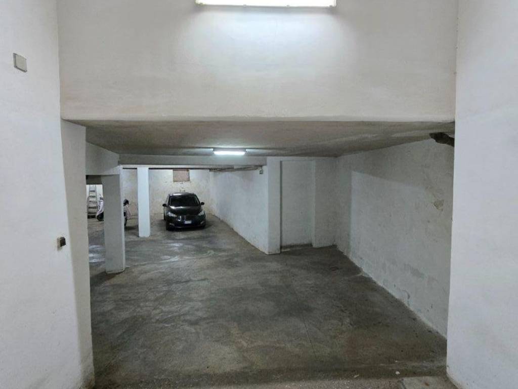 Box / garage a Ostuni in Via Tito Speri - Foto 3