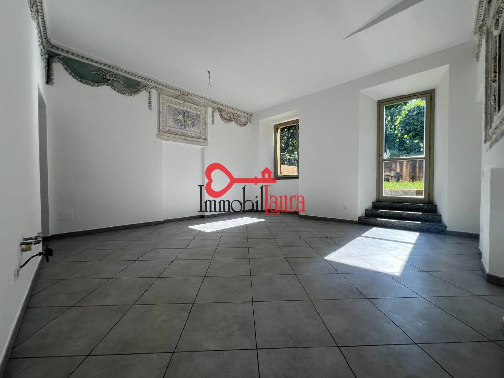 Appartamento a Arcisate in Piazza San Vittore - Foto 5