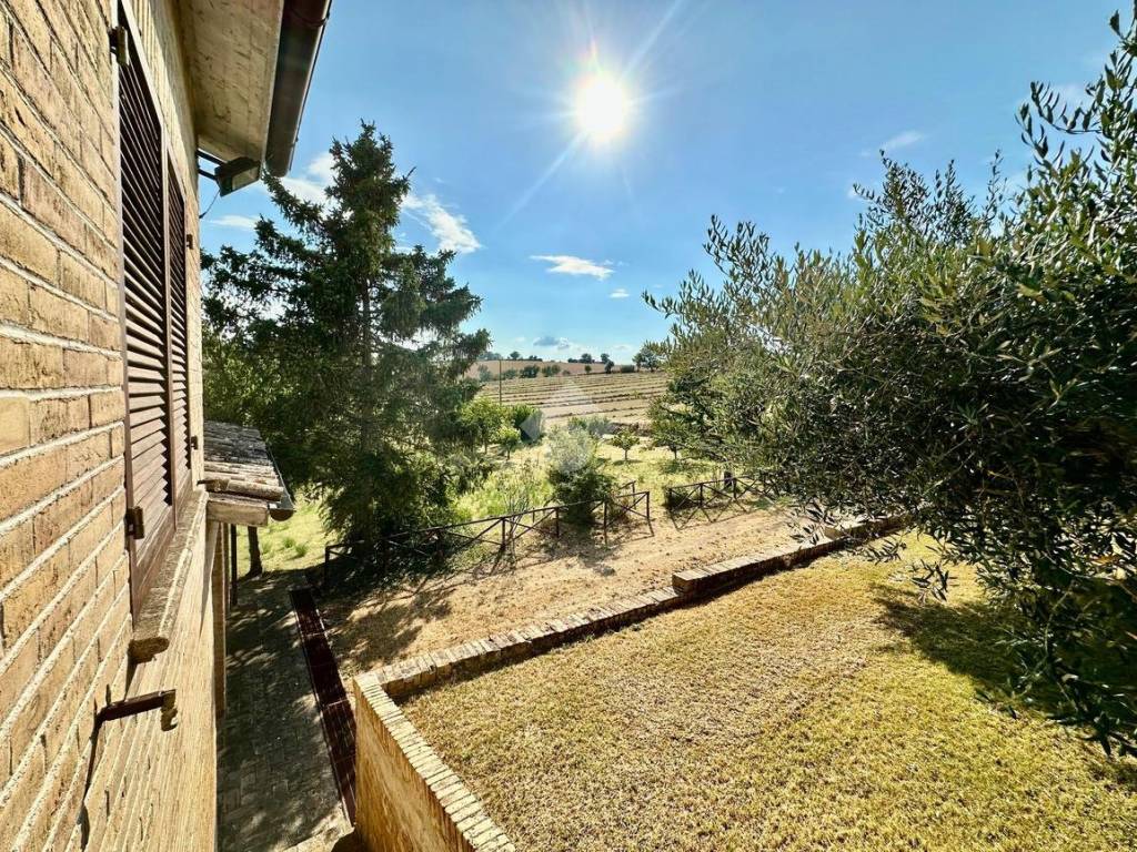 Villa a Montefalco in Via delle Macchie - Foto 3