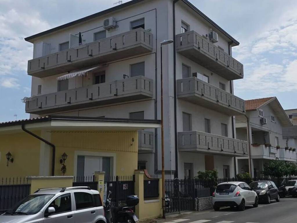 Appartamento a Giulianova in Via La Spezia, 40 - Foto 2