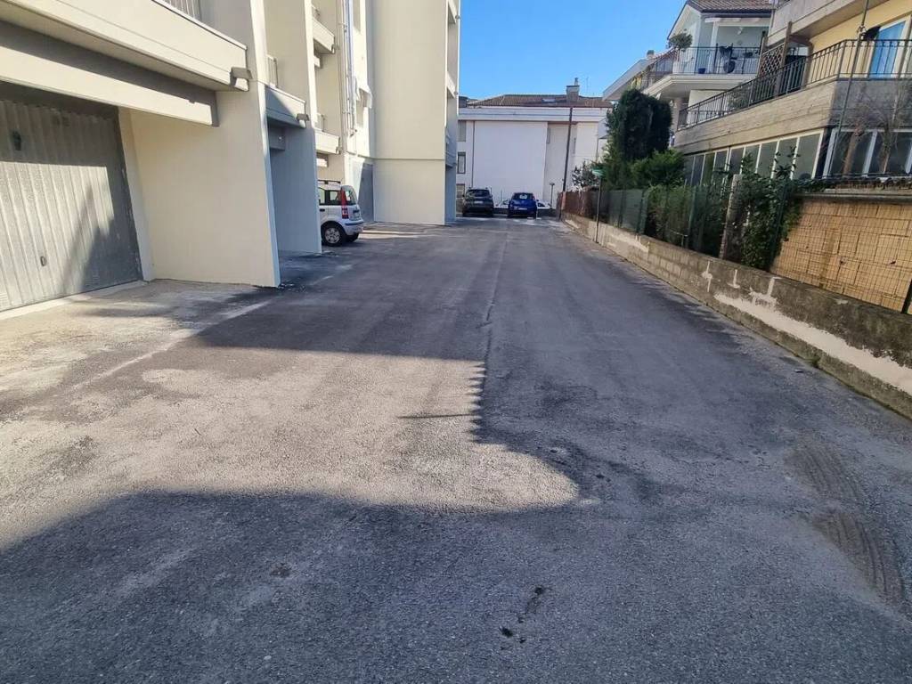 Appartamento a Giulianova in Via Amendola, 19 - Foto 5