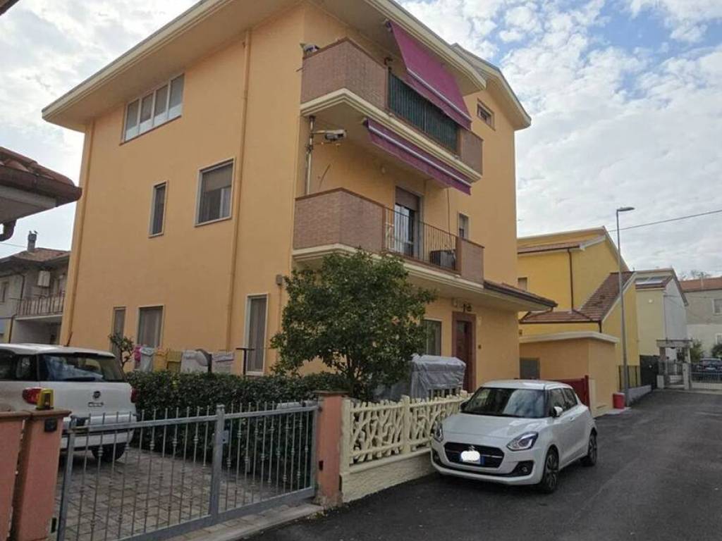 Appartamento a Giulianova in Via Tordino, 4 - Foto 3
