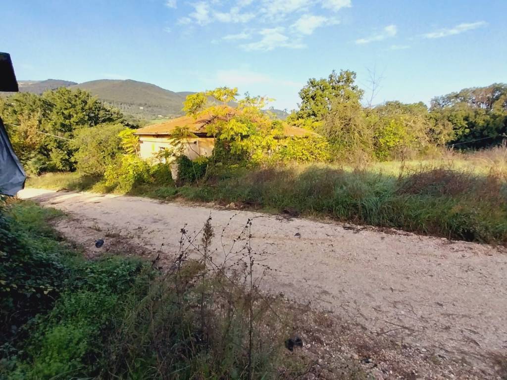 Rustico / casale a Narni in Località la Quercia - Foto 2