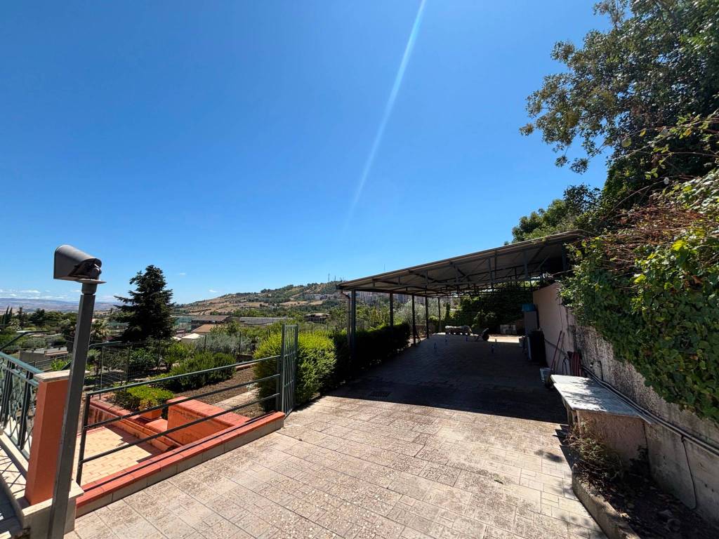 Villa a Caltanissetta in Via Pietro Leone, 8 - Foto 5