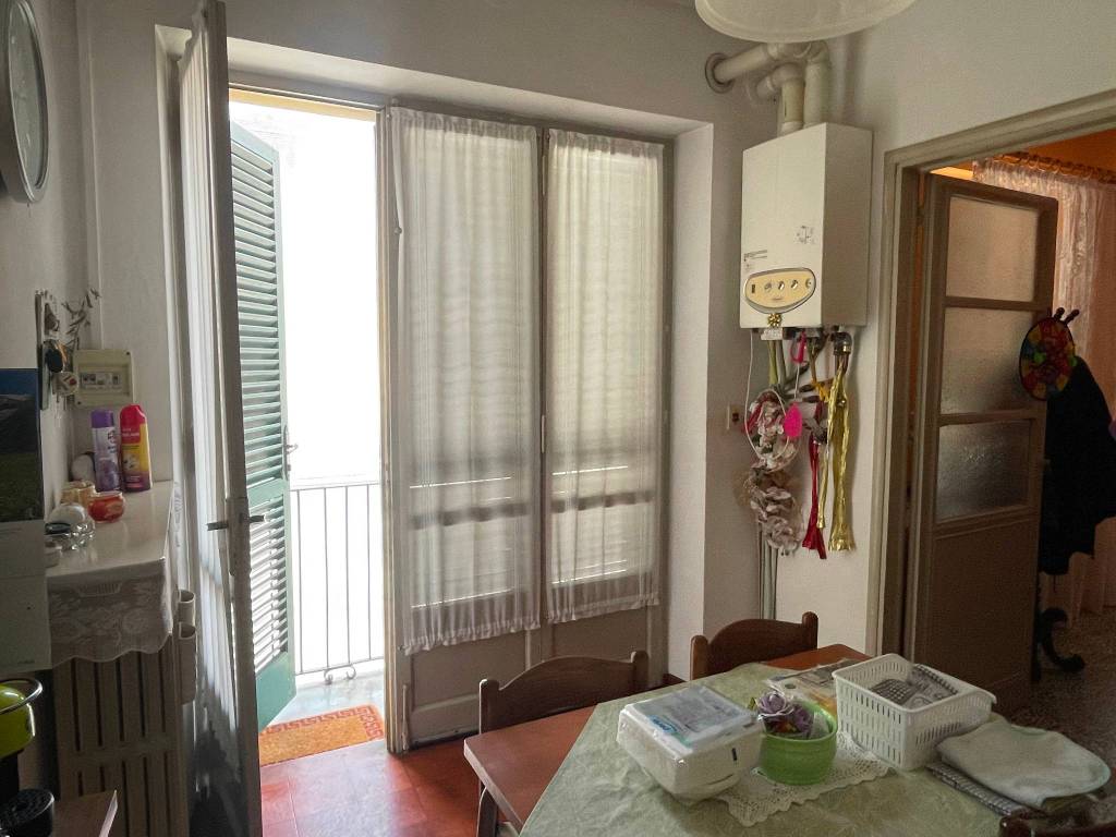 Appartamento a Caramagna piemonte in Piazza Umberto I - Foto 5