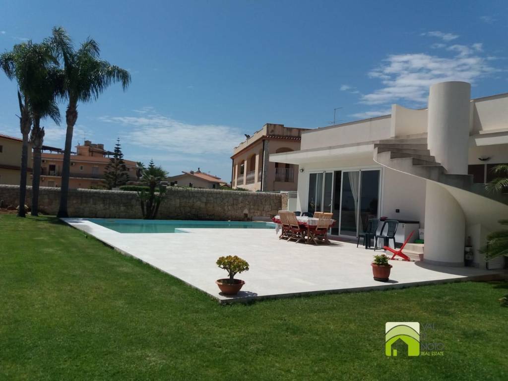 Villa a Noto in Via Gaetano Martino, 5 - Foto 3