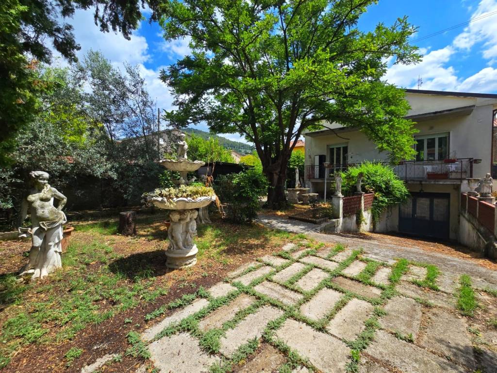 Villa a Terni in Via del Torrente - Foto 2