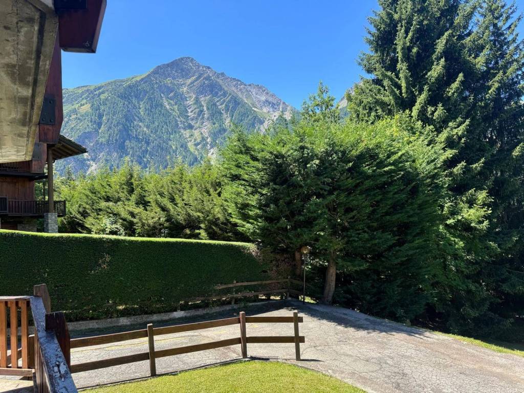 Appartamento a Courmayeur in strada dl Pussey - Foto 3