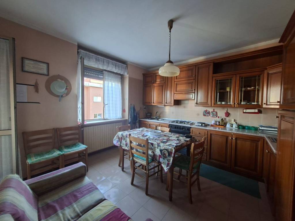 Appartamento a Valenza in Viale Carlo Alberto Dalla Chiesa, 8 - Foto 5