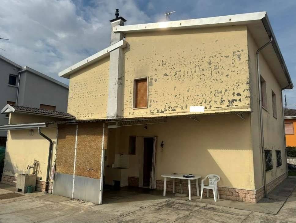 Casa indipendente a Viadana in Via Pangona - Foto 3