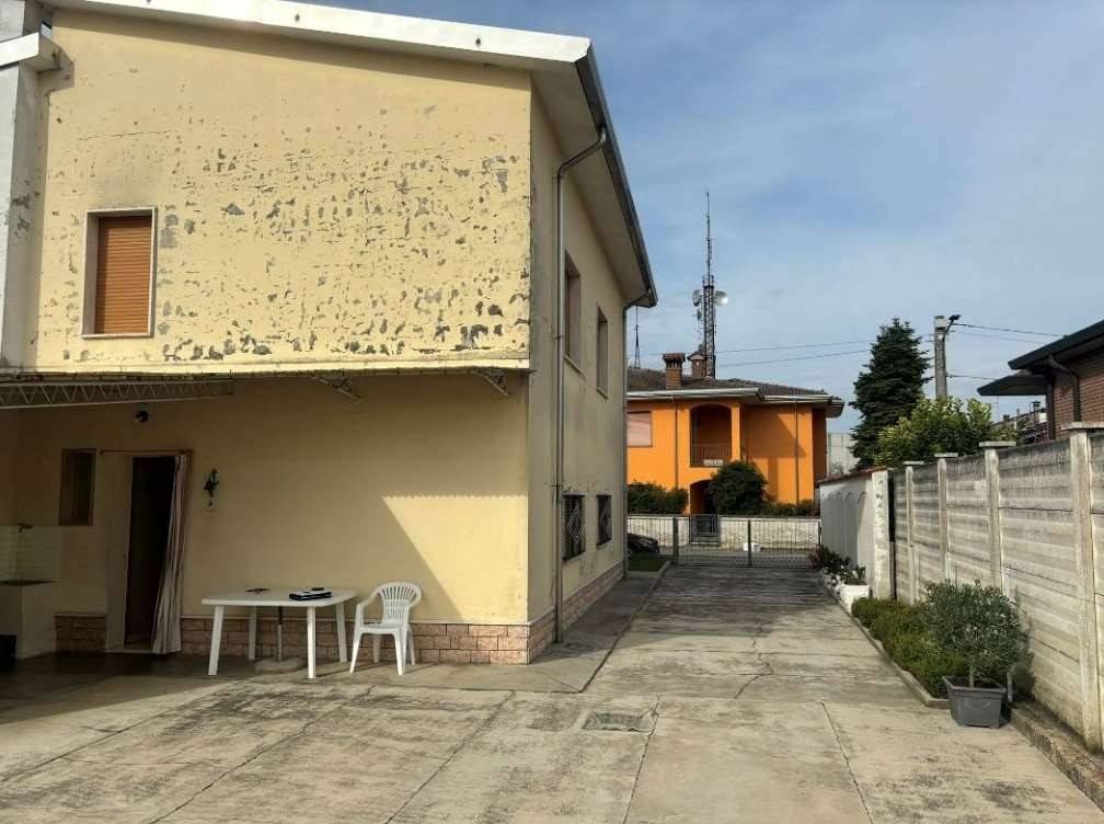 Casa indipendente a Viadana in Via Pangona - Foto 4