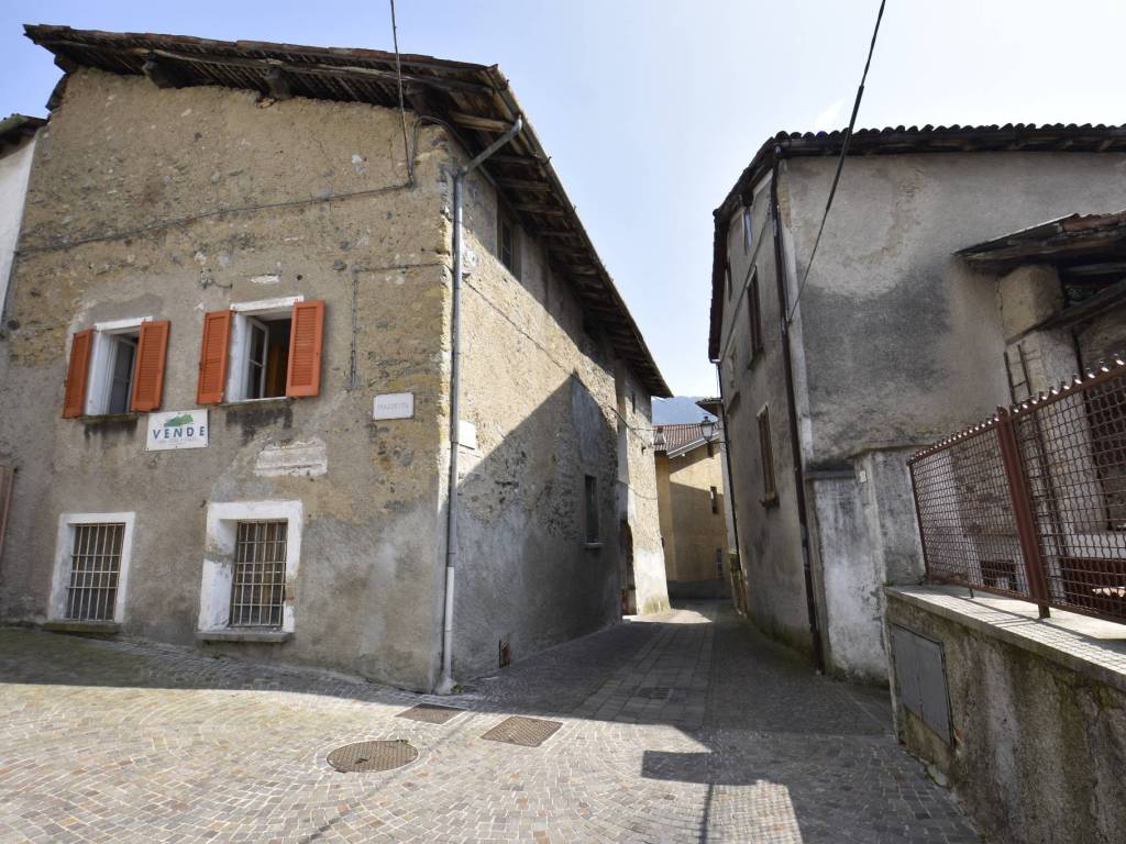 Casa indipendente a Cremeno in Via Dottor Carrobbio, 14 - Foto 2