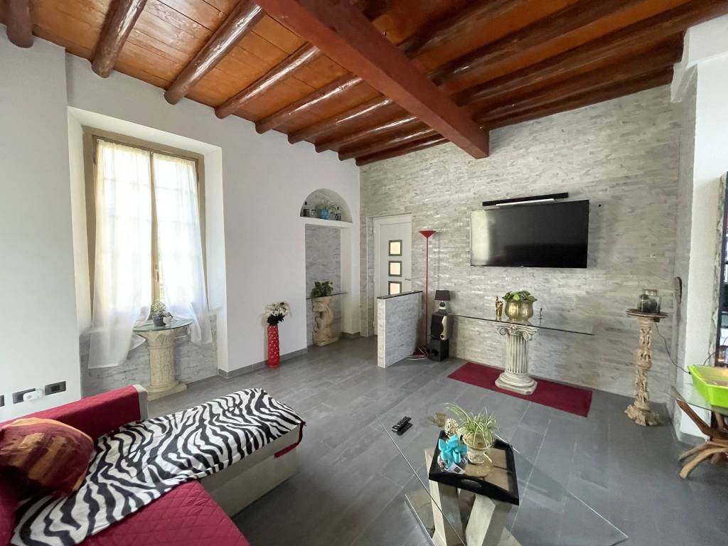 Casa indipendente a Castelseprio in Via Francesco Petrarca - Foto 3